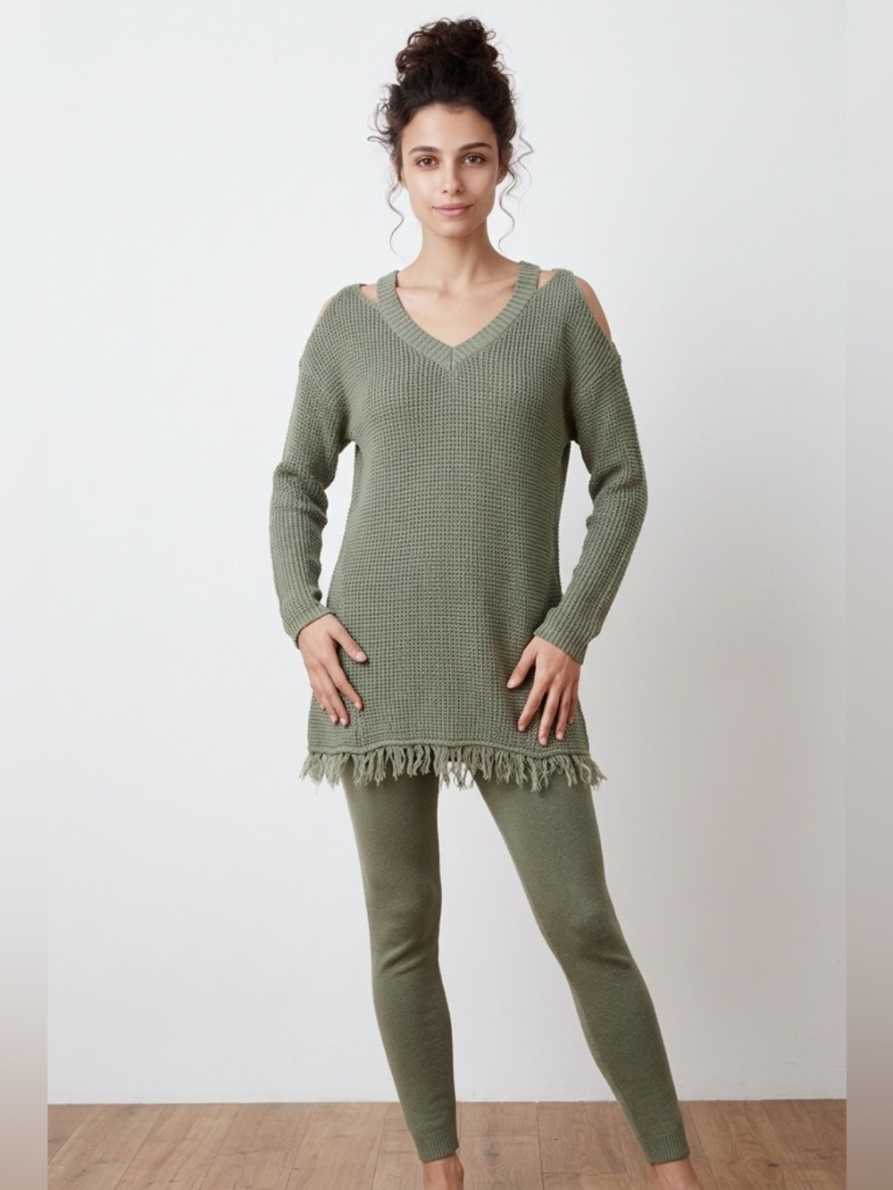 CoCo & Tashi Chic Olive V-Neck Sweater with Fringe | Boho Style | Medium